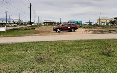 105 Laura Ln. Grand Isle, La. This is a Vacant Beachside lot facing Hwy 1…located 1/4 mile from the big bridge.  There  is a great view of the Gulf of Mexico as well as Caminada Bay from this site.